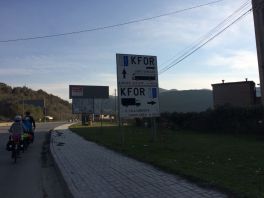 Au Kosovo, la KFOR est présente partout