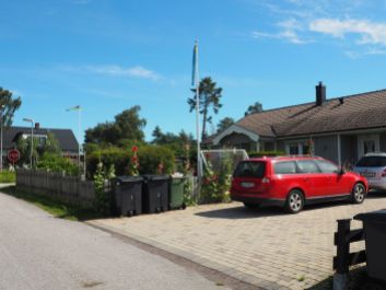 Drapeau, Volvo, poubelles numérotées: les normes suédoises!